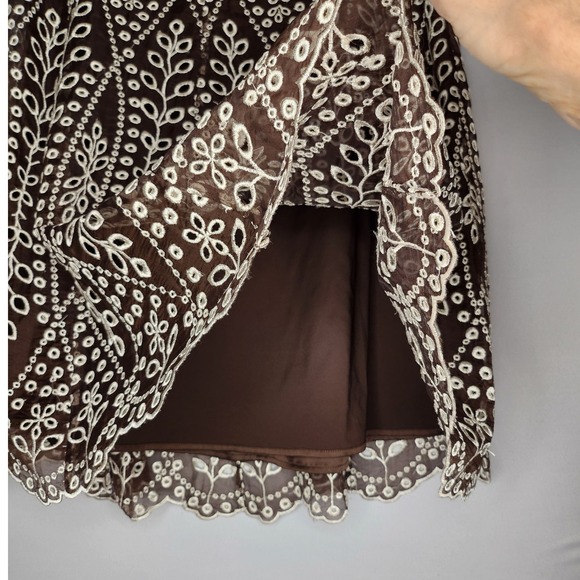 Peter‎ Nygard Embroidery Eyelet Silk Skirt Boho Brown Size 14 side Zipper - Picture 4 of 6